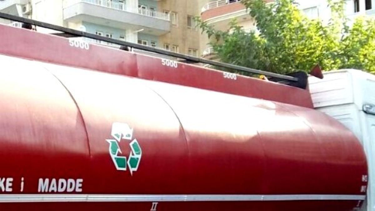 Batman Polisi 23 Bin 568 Litre Kaçak Akaryakıt Ele Geçirdi