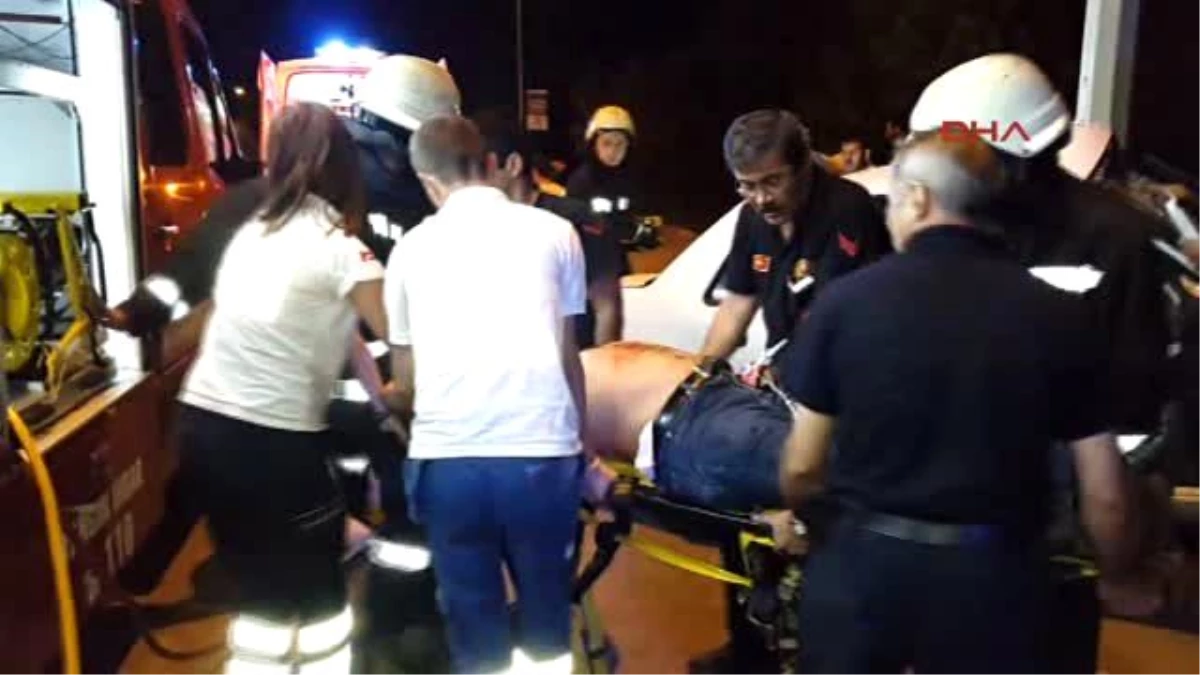 Bursa\'da Kaza: 2 Yaralı