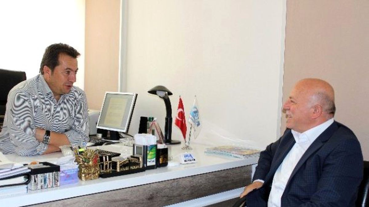 Büyükşehir Belediye Başkanı Mehmet Sekmen\'den İha\'ya Ziyaret…