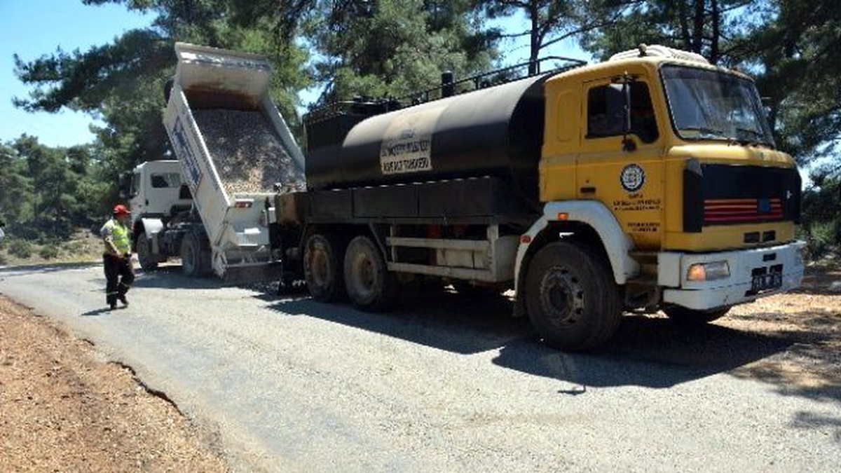 Büyükşehir Yollarda İyileştirme Çalışmalarını Sürdürüyor