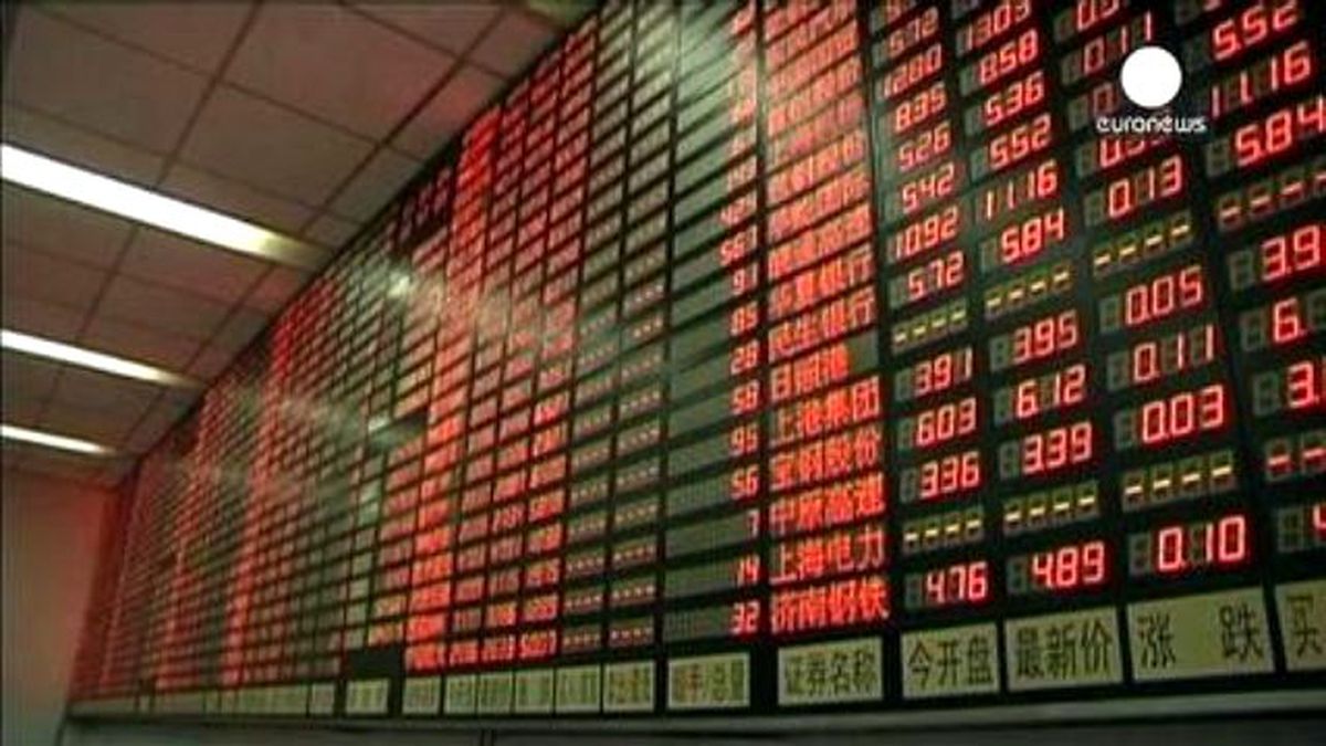 Çin\'de Faiz İndirimi Borsa Kayıplarını Önleyemedi