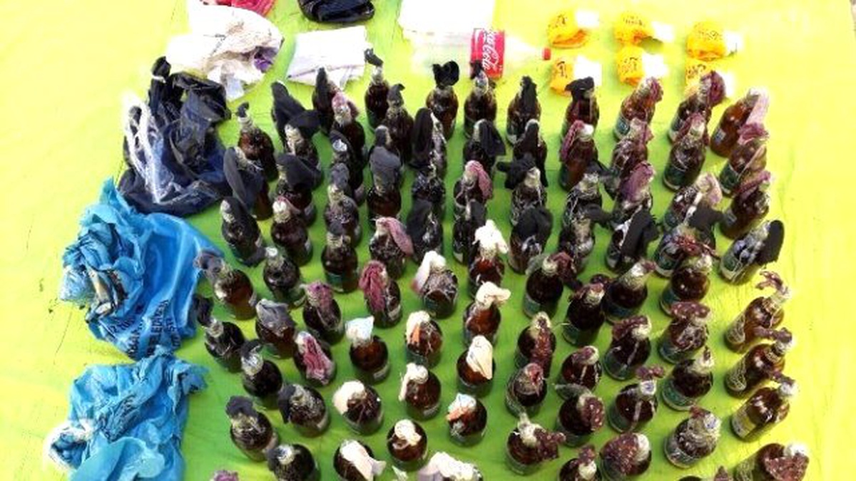 Diyarbakır\'da 100 Adet Molotof Ele Geçirildi