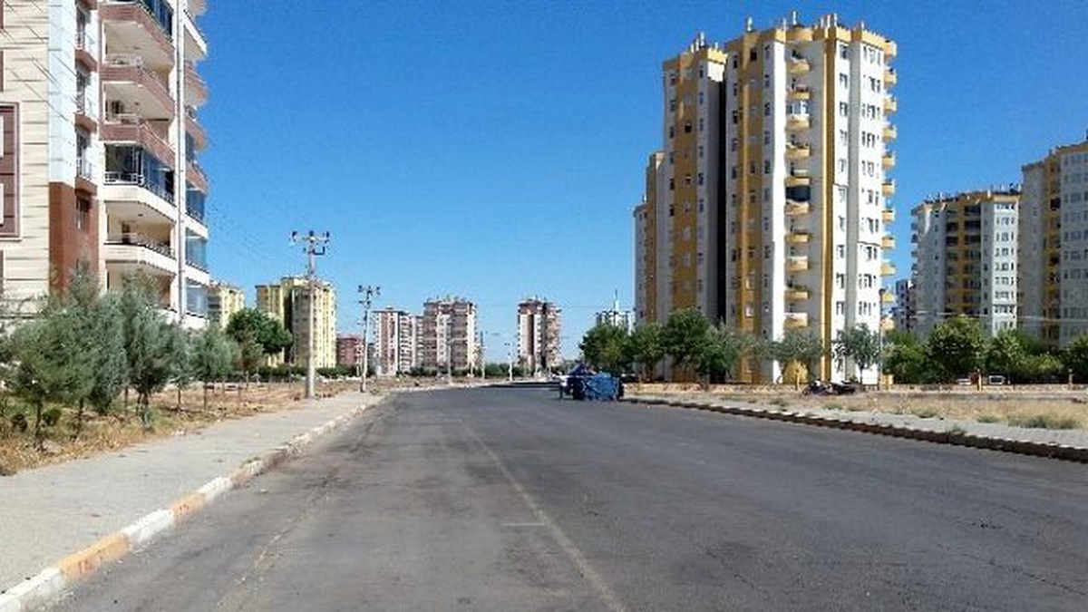 Diyarbakır\'da Hayat Durma Noktasına Geldi