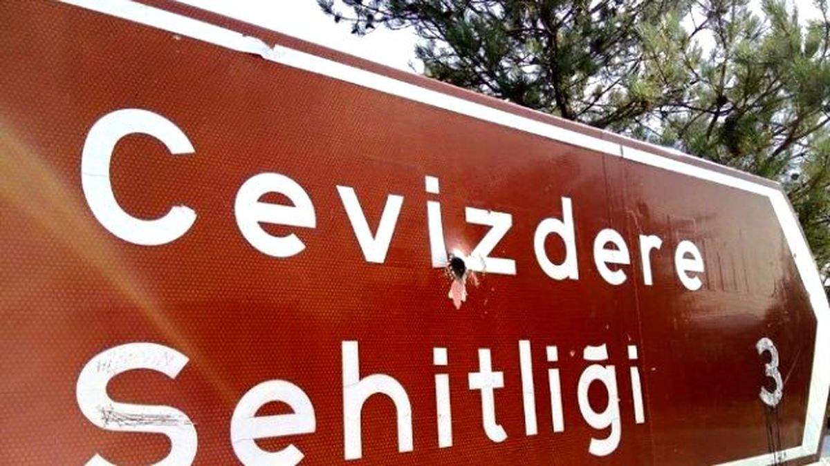 Emet\'te Magandalar İş Başında