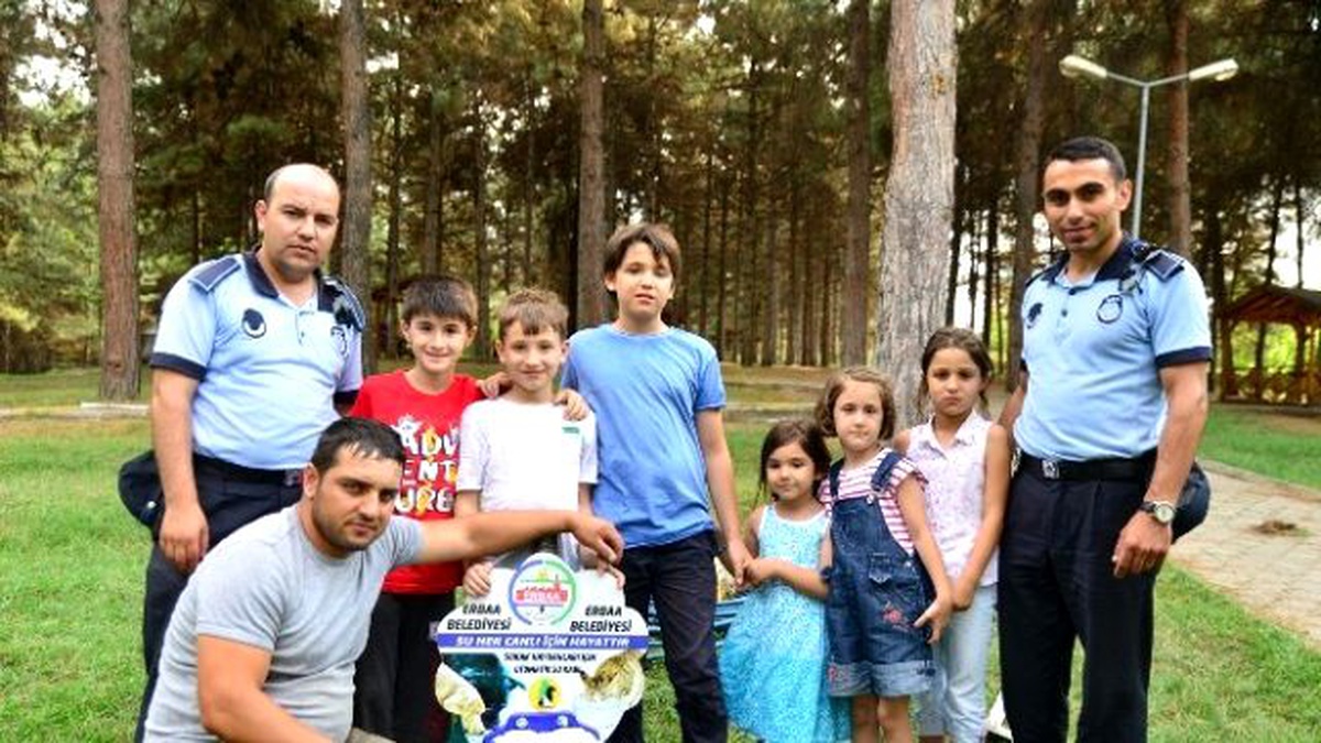 Erbaa\'da Sokak Hayvanları İçin Otomatik Su Kabı