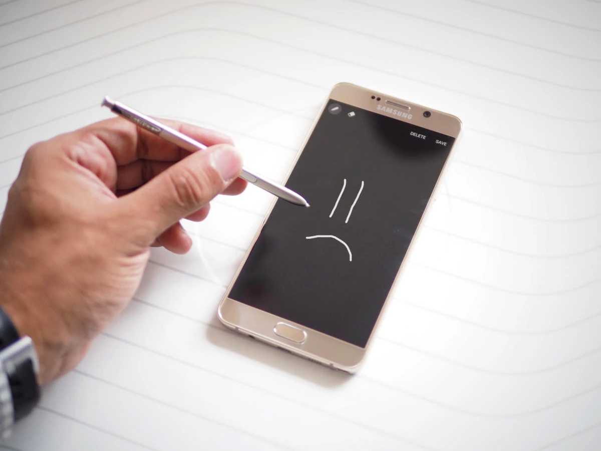 Galaxy Note 5 Tasarım Kusuru Korkutuyor!
