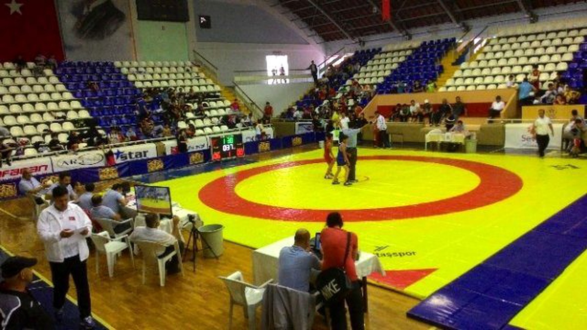 Geleceğin Yıldızları Sporcu Eğitim Merkezlerinde Yetişiyor
