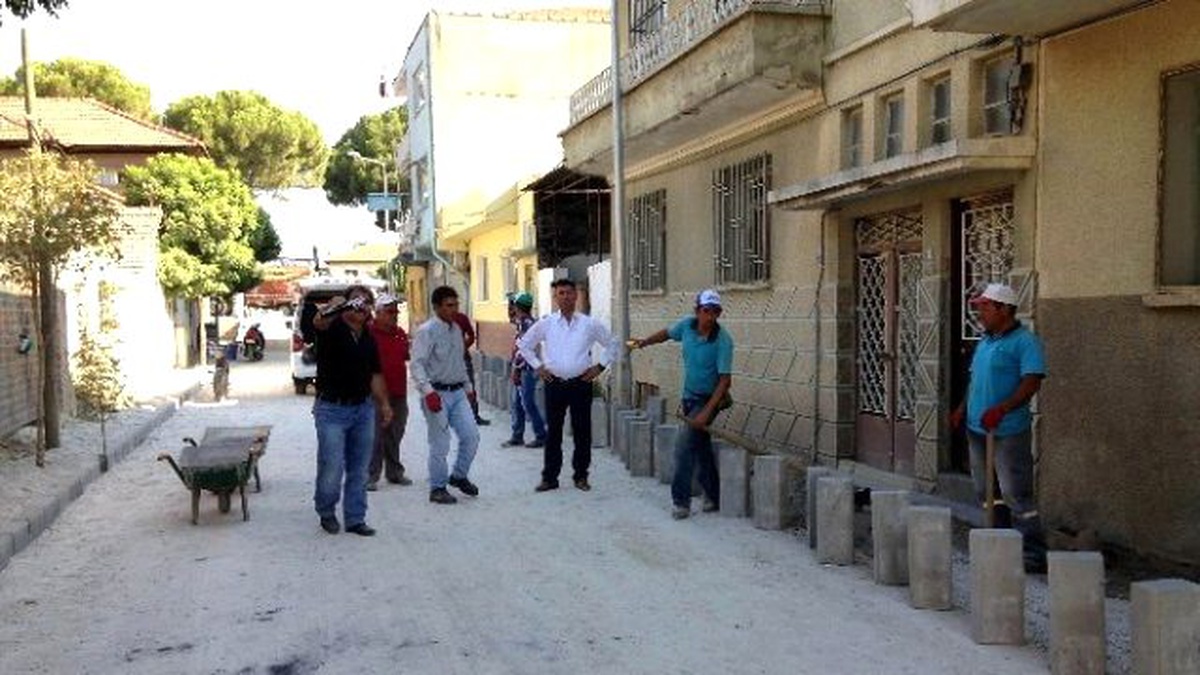 Germencik Belediyesi Yol ve Kaldırım Çalışmalarına Hız Verdi
