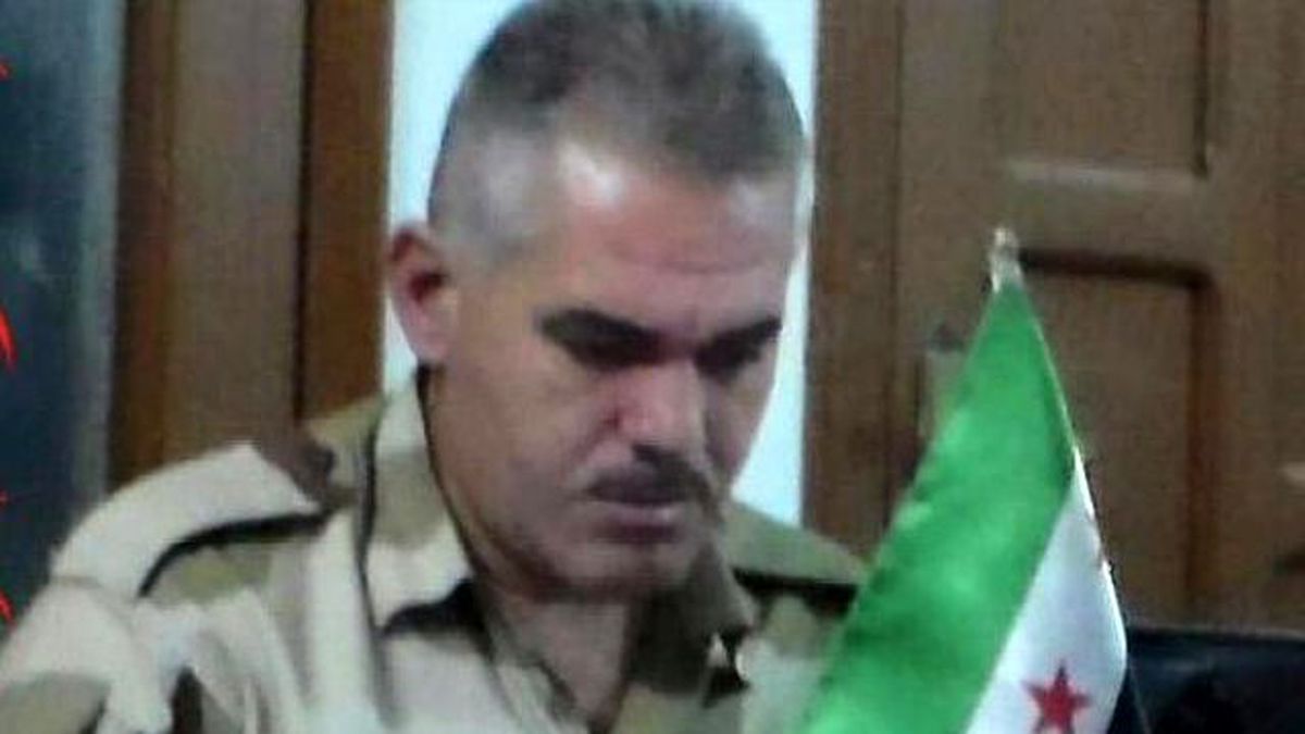 Hatay\'daki Öso Komutanı, Aracına Yerleştirilen Bombanın Patlamasıyla Yaralandı (3)