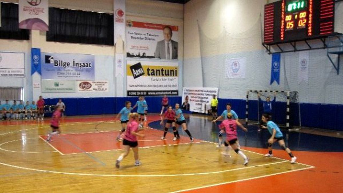 Kastamonu\'da Şehit Şerife Bacı Turnuvası Başladı