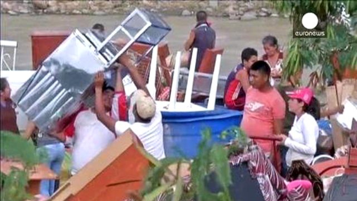 Kolombiya ile Venezuela Arasında Sığınmacı Gerginliği