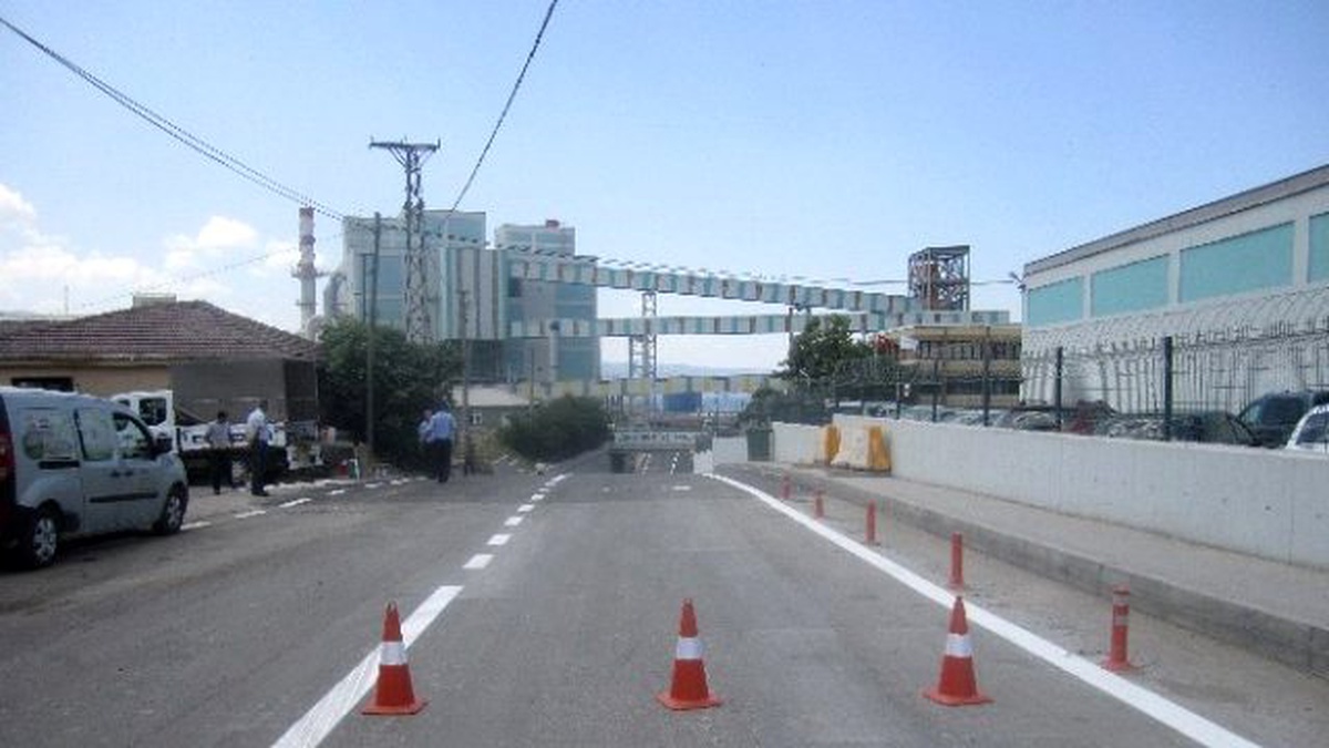 Körfez\'de Yol Çizgileri Yenileniyor