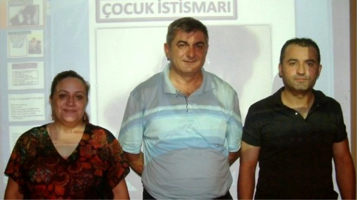 Manavgat\'ta 100 Kişilik Otel Çalışanlarına "Çocuk İstismarı" Semineri