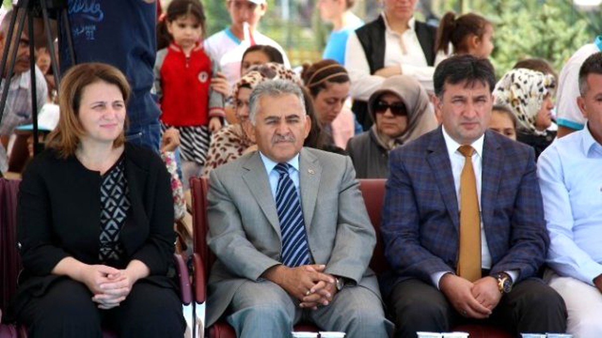 Melikgazi Belediyesi Yaz Okulları Öğrencileri Hünerlerini Sergiledi