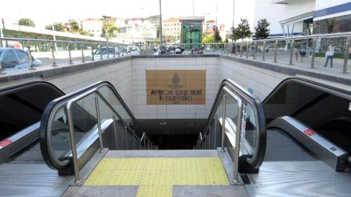 Metro Durağında Şüpheli Paket Alarmı (1)
