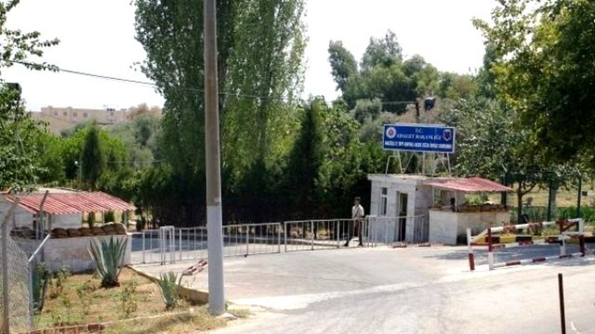 Nazilli\'de Yarı Açık Cezaevinden Firar
