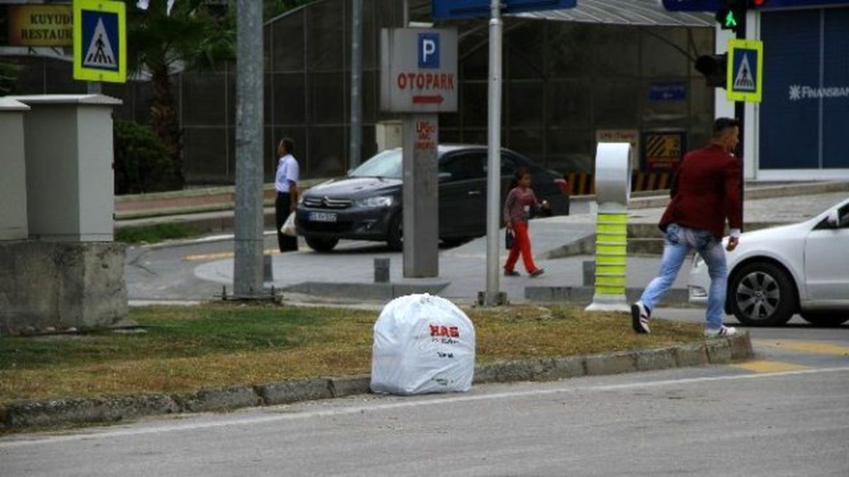Şüpheli Çanta Patlatılmadan Sahibi Geldi
