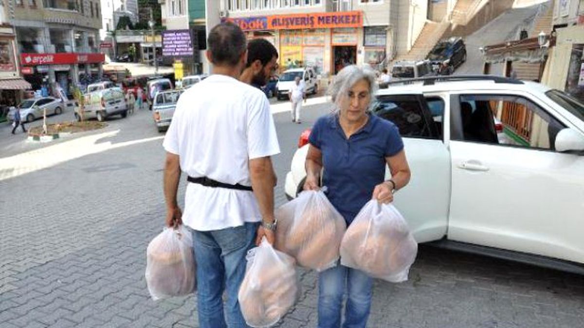 Taha\'nın Evinde Gözyaşı Dinmiyor, Kayıpların Aranması Sürdürülüyor (4)