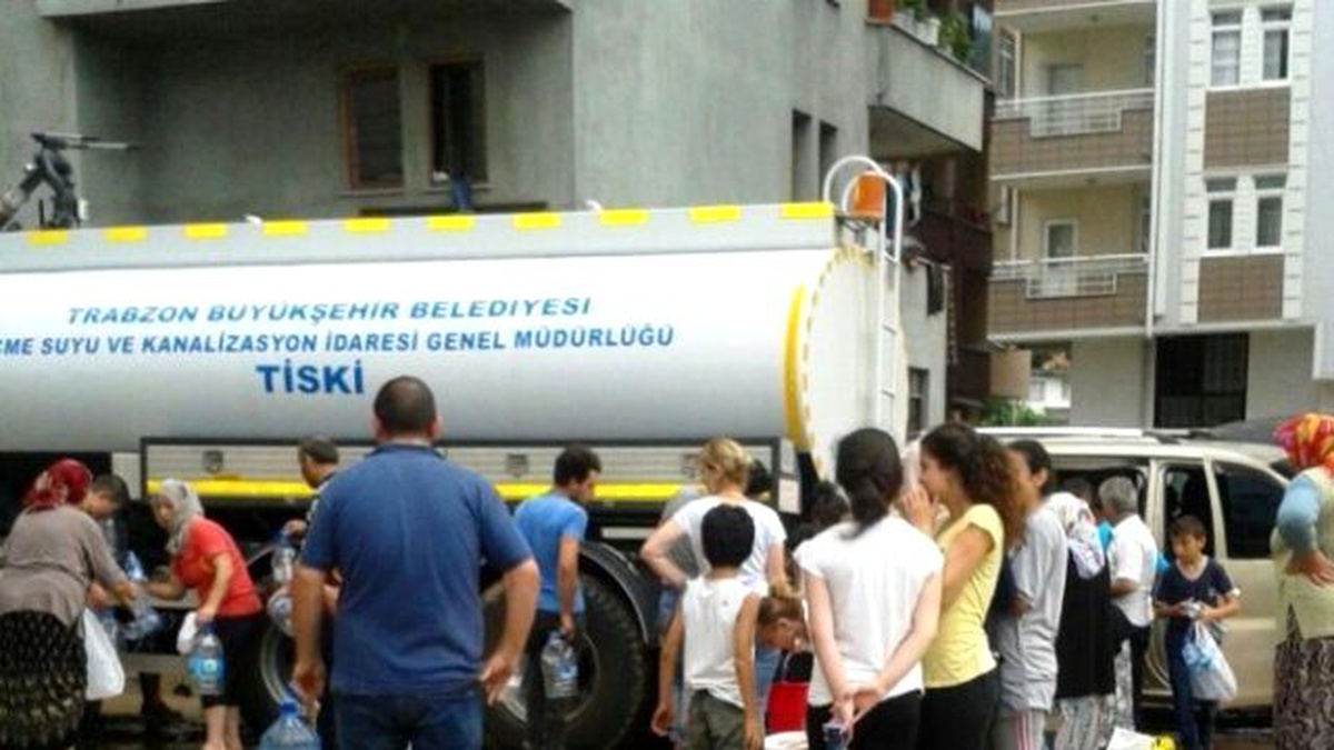 Tiski de Artvinlilerin Yardımına Koştu