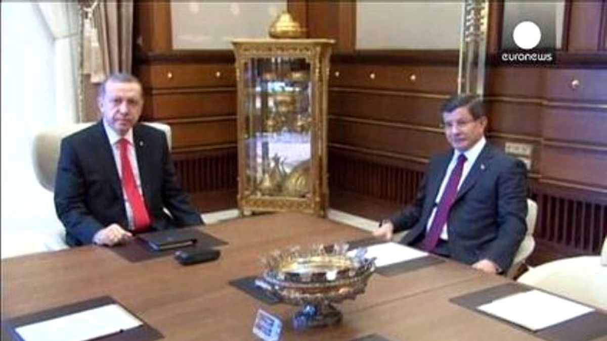 Türkiye 1 Kasım\'da Erken Seçime Gidiyor
