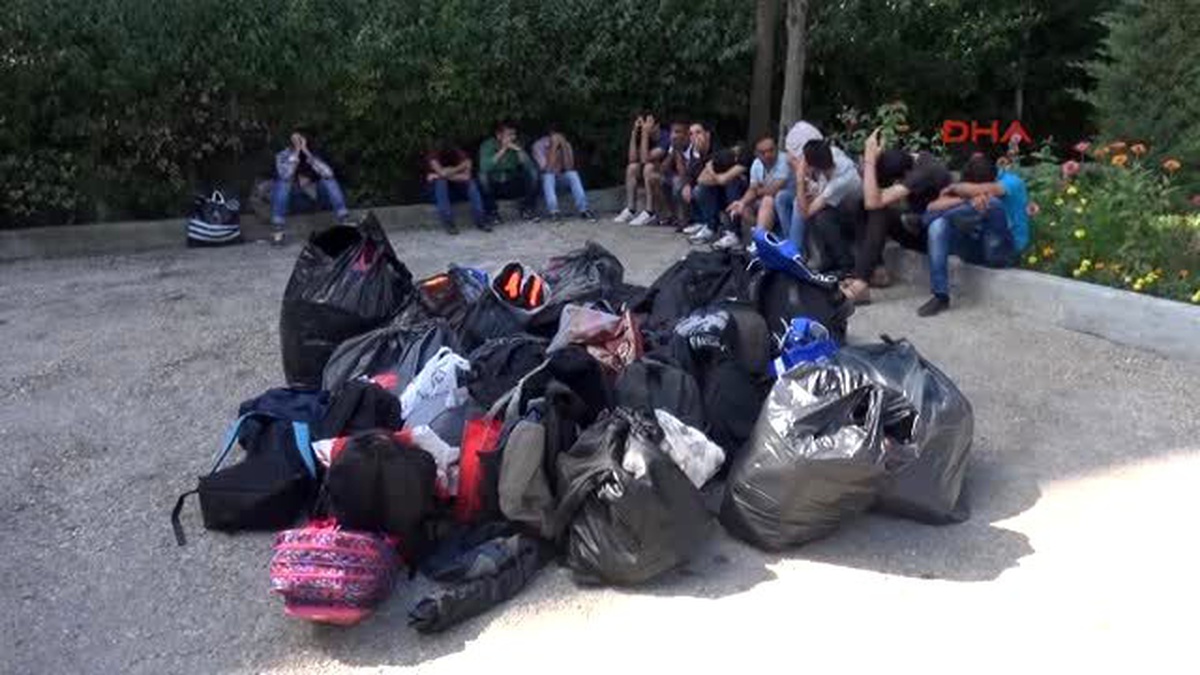 42 Kaçak Polisin Trafik Kontrolünde Yakalandı