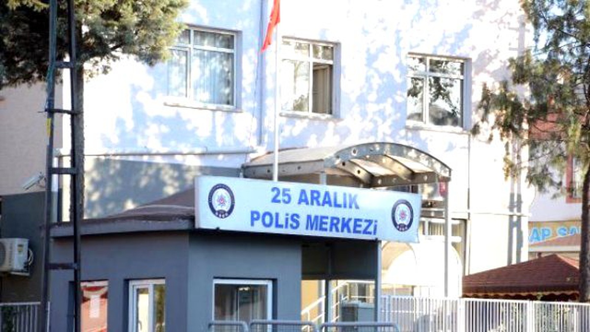 Gaziantep\'teki Polis Merkezinde Önlemler Artırıldı