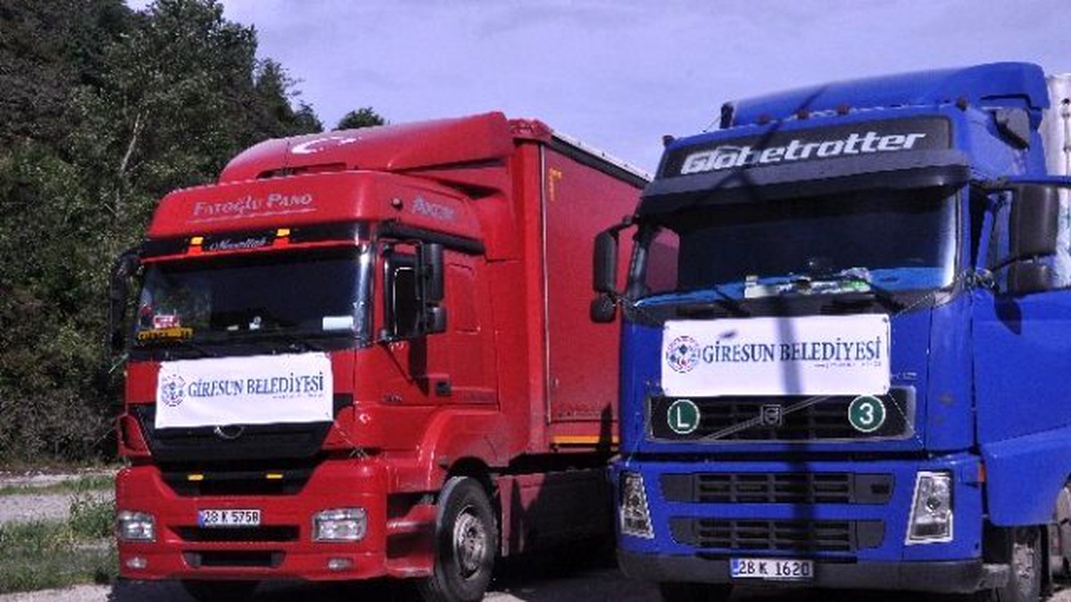 Giresun Belediyesi Hopa ve Arhavi\'ye İçme Suyu Gönderdi
