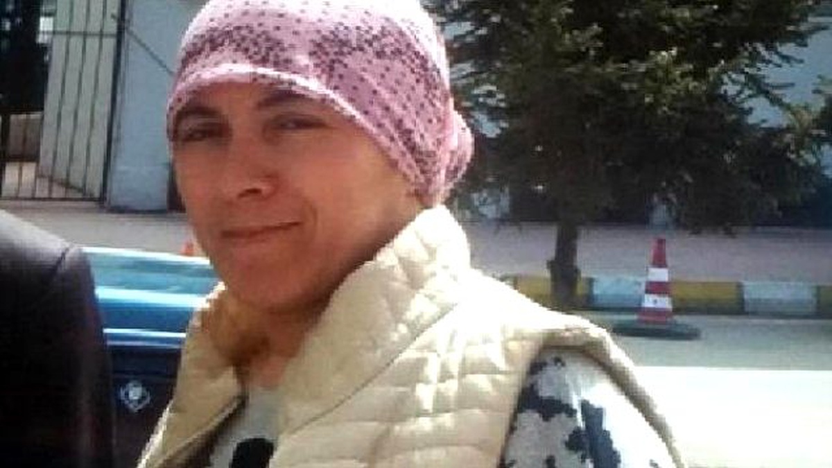 Görele\'de Ayrı Yaşadığı Eşini Sokakta Öldürdü