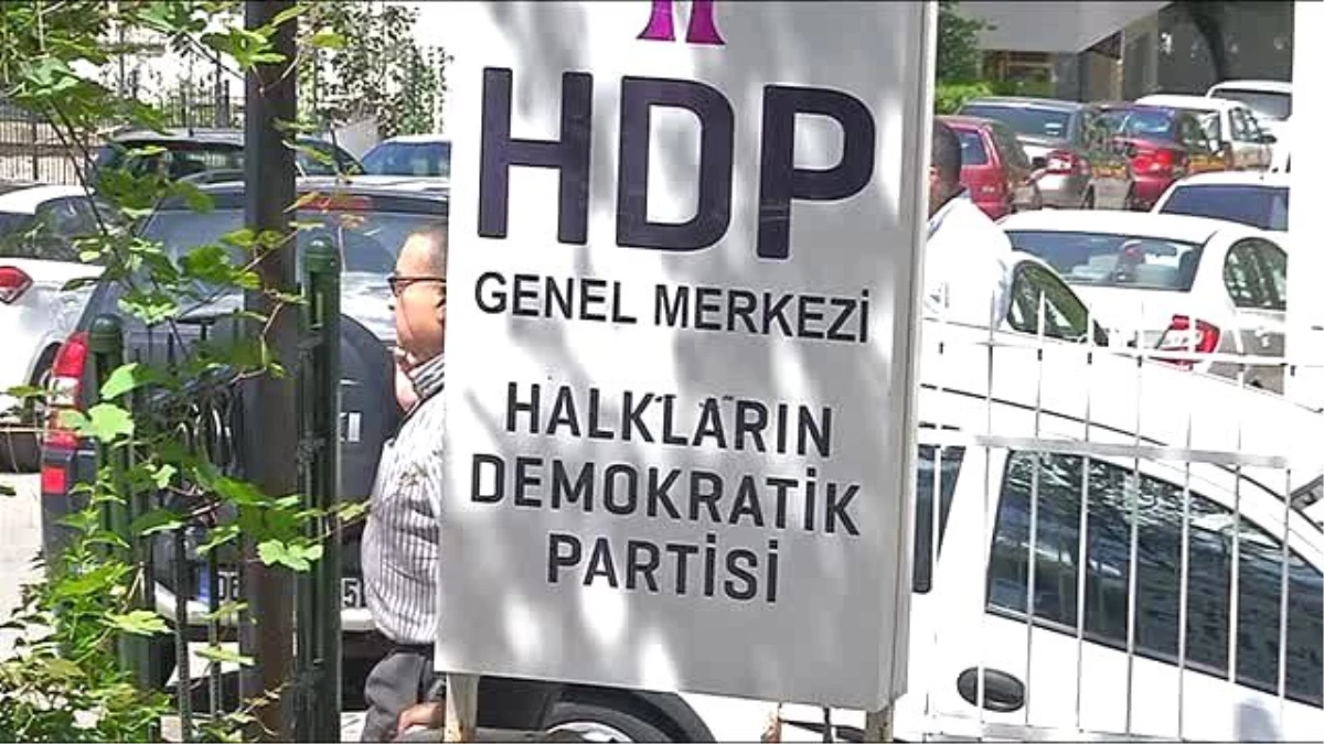 Hdp İstanbul Milletvekili Üstün: "Bölge \'Acil Afet Bölgesi\' İlan Edilmelidir"
