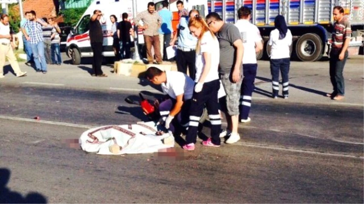 Işık İhlali Yapan Kamyon Baba ve Oğlunu Ezdi: 1 Ölü, 1 Yaralı