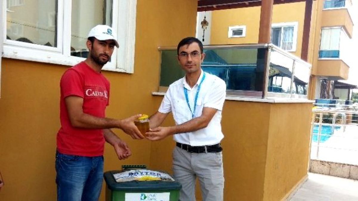 İzmit\'te Kapı Kapı Atık Yağ Toplanıyor