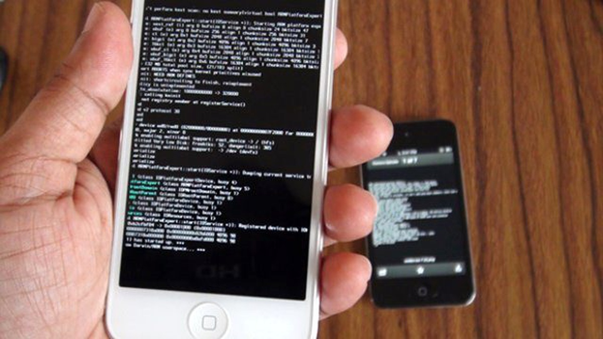 Jailbreak\'li 220.000 İcloud Hesabı Ele Geçirildi!