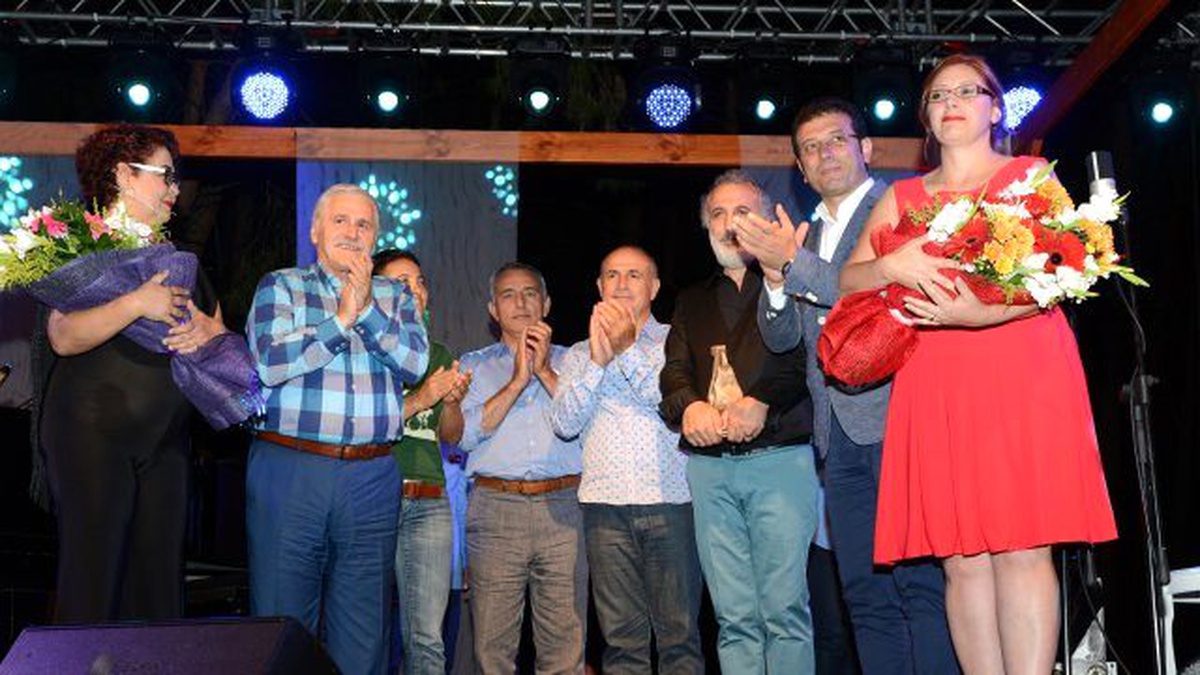 Koruda Klasik Yıldızların Altında Büyüledi