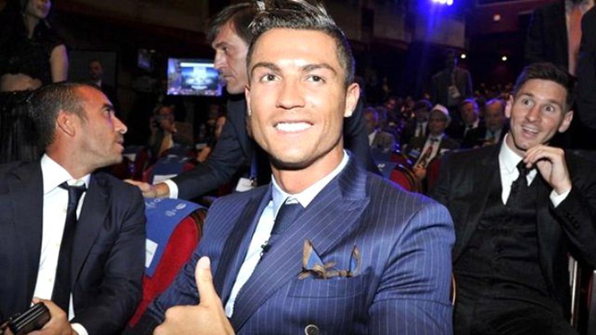 Ronaldo Poz Verdi Messi Dalga Geçti