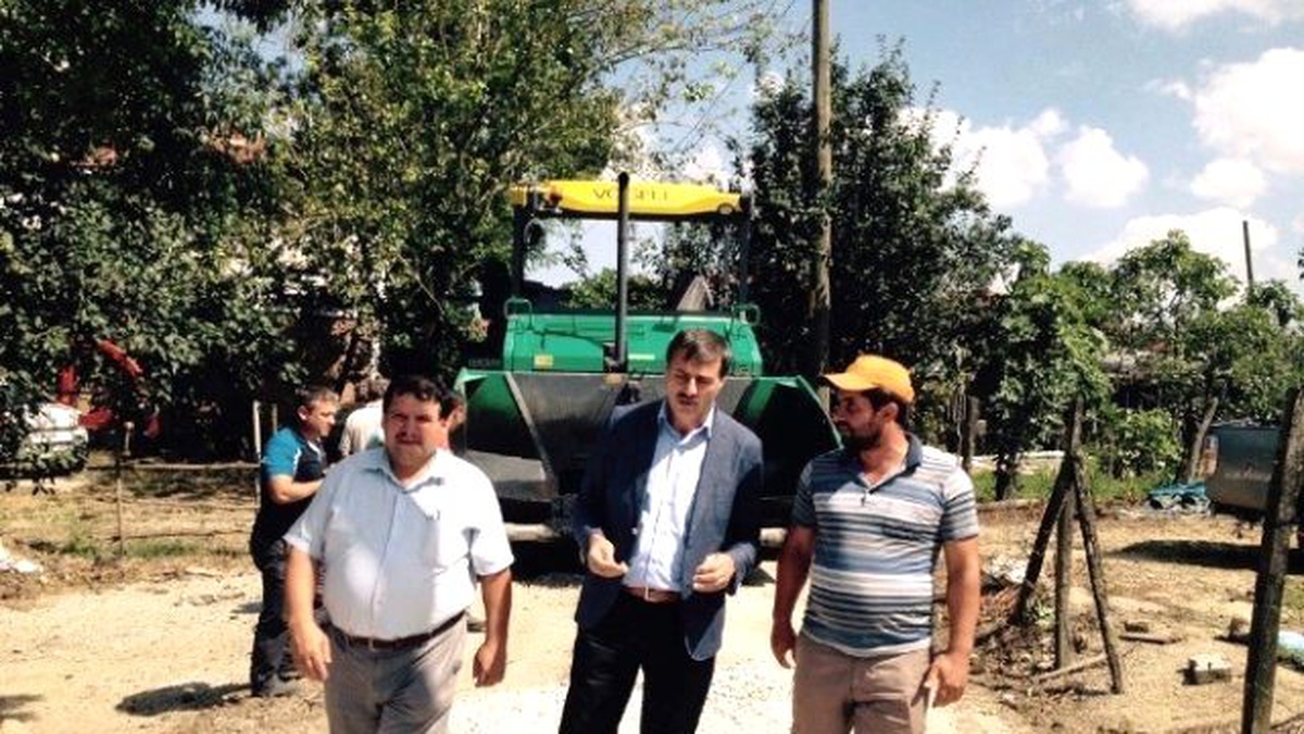 Serdivan Belediyesi Kızılcıklı Sokaklarına Sıcak Asfalt Döküyor