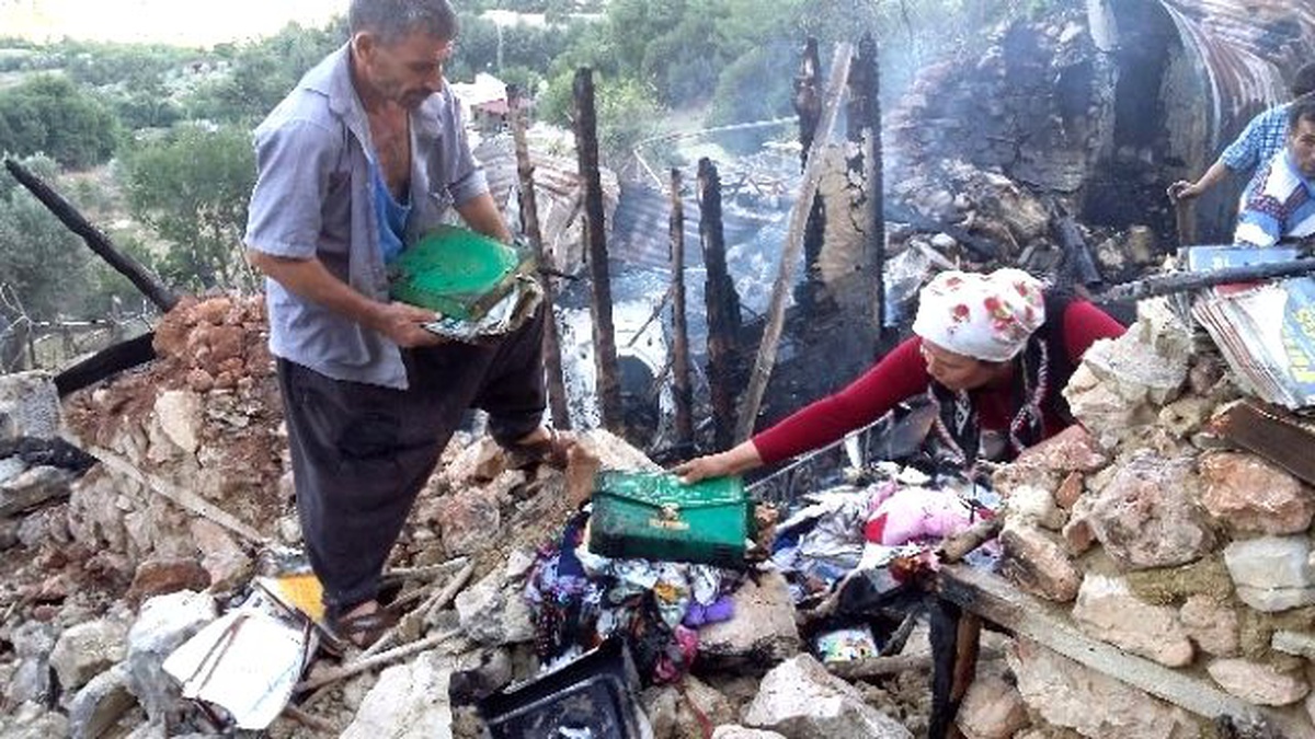 Sobadan Çıkan Yangın Evi Kül Etti
