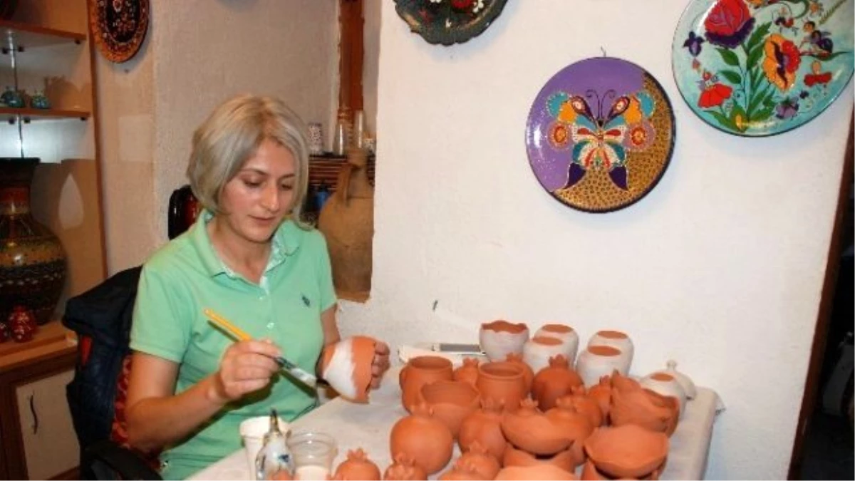 Tokat\'ta Çömlek Boyama Sanatı Yaşatılmaya Çalışılıyor