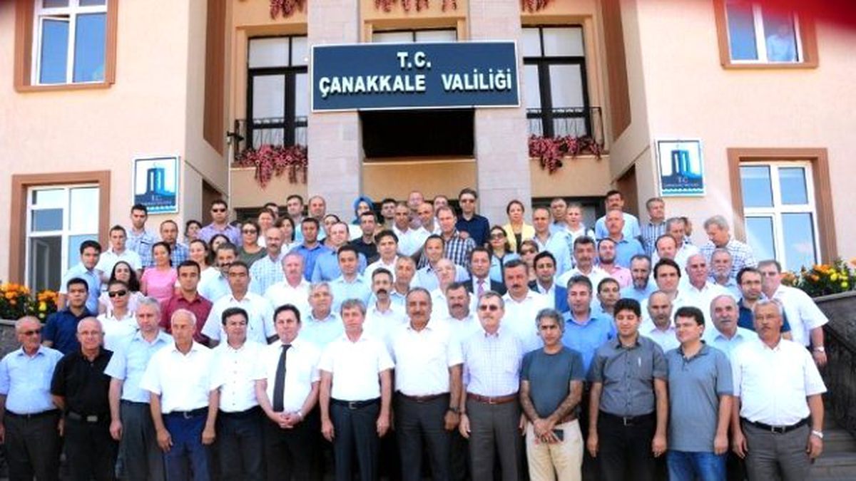 Vali Çınar Çanakkale'ye Veda Etti