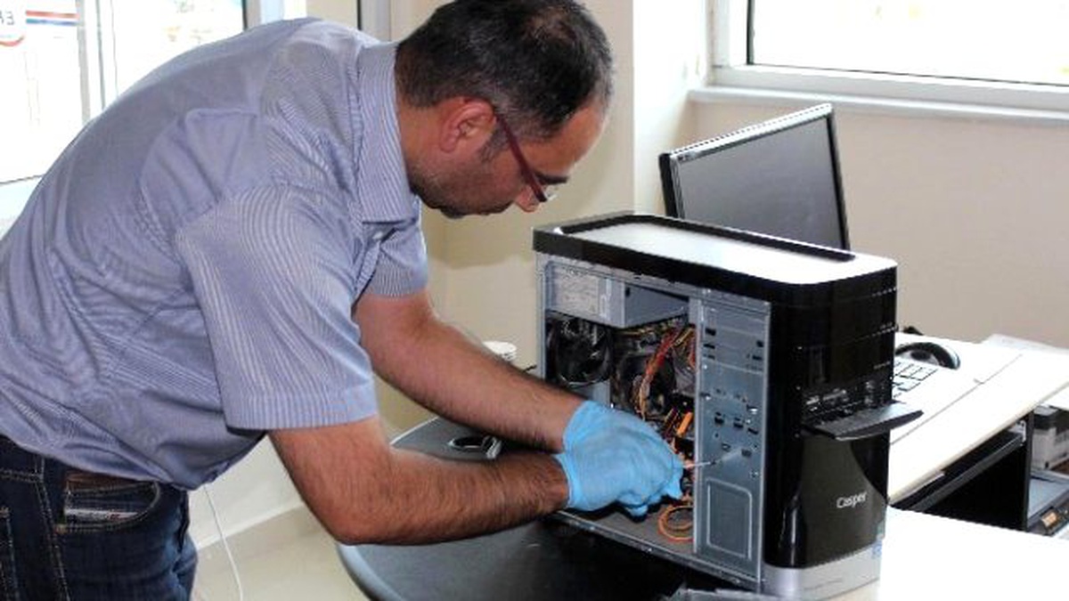 Yozgat\'ta \'Cemaat\'in Okul ve Dershanesinde Arama