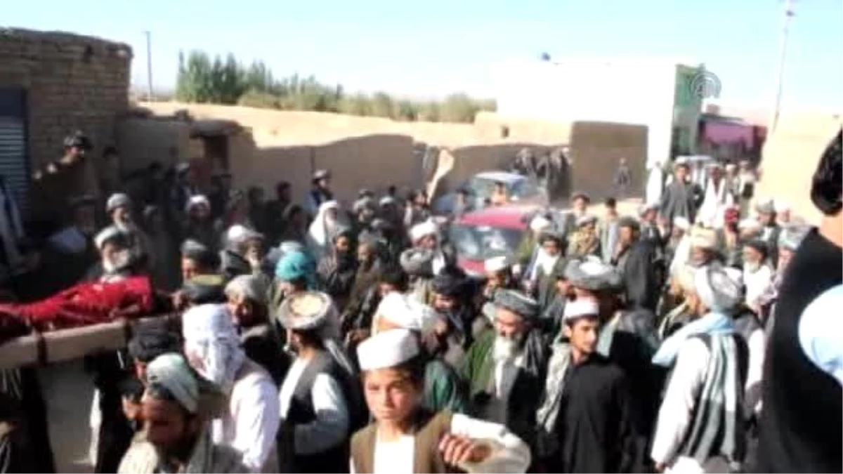 Afganistan\'da Taliban, 25 Korucuyu Öldürdü - Mezar-I