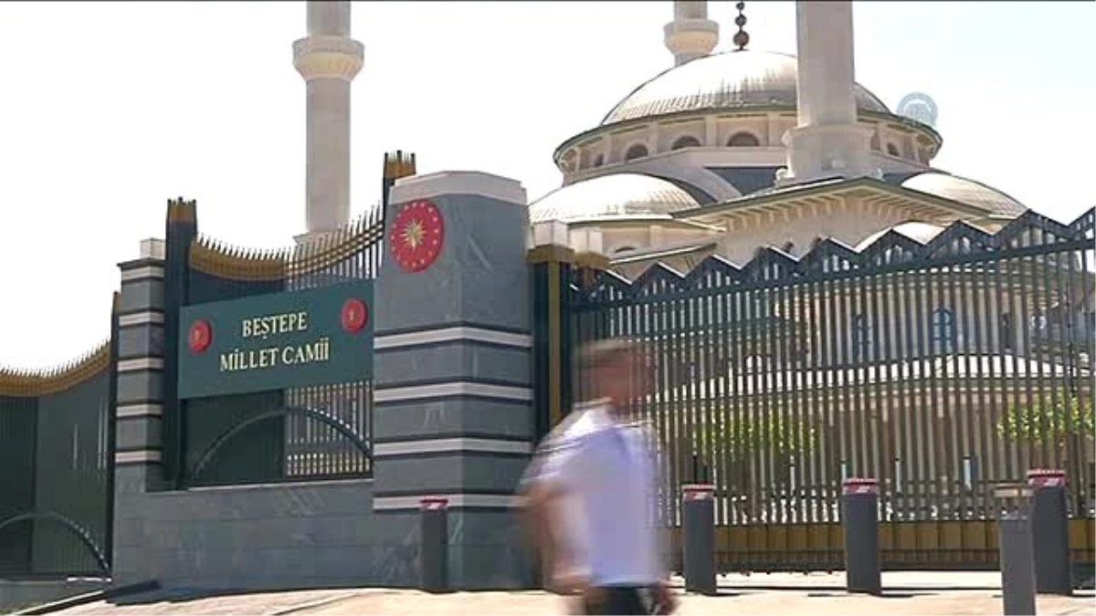 Cumhurbaşkanı Erdoğan, Cuma Namazını Beştepe Millet Camisi\'nde Kıldı