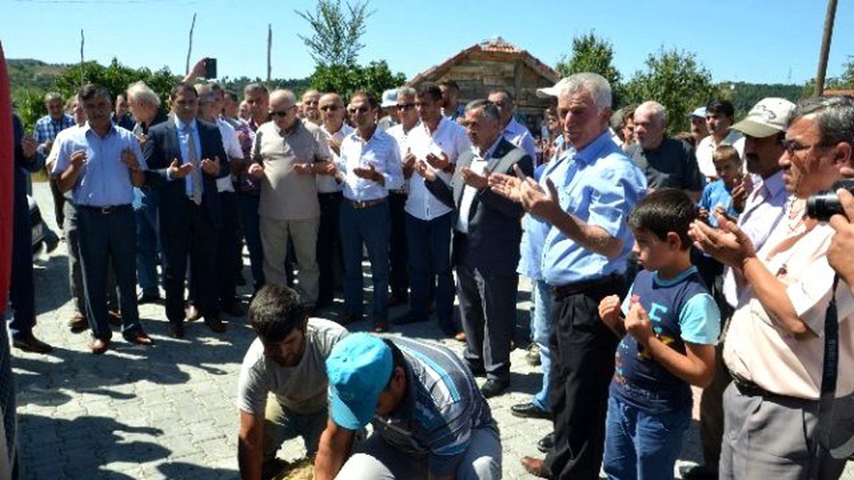 Elvanpazarcık Belediyesi Hizmet Araçlarını Yeniledi