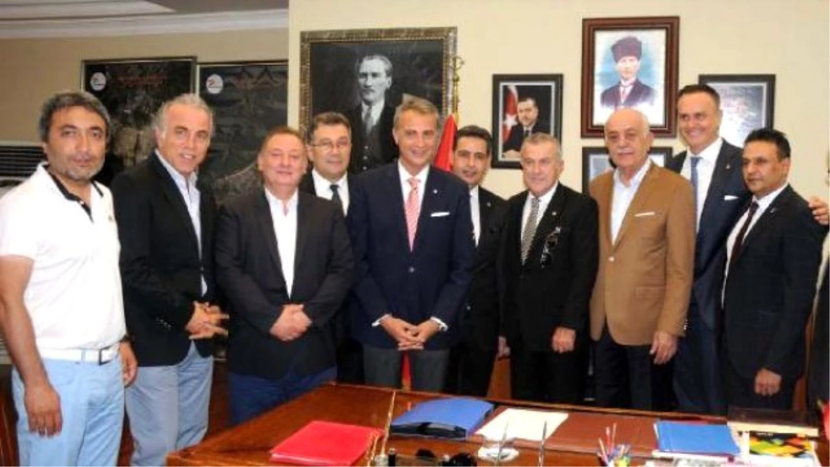 Fikret Orman\'dan Galatasaraylı Belediye Başkanına Bjk Forması