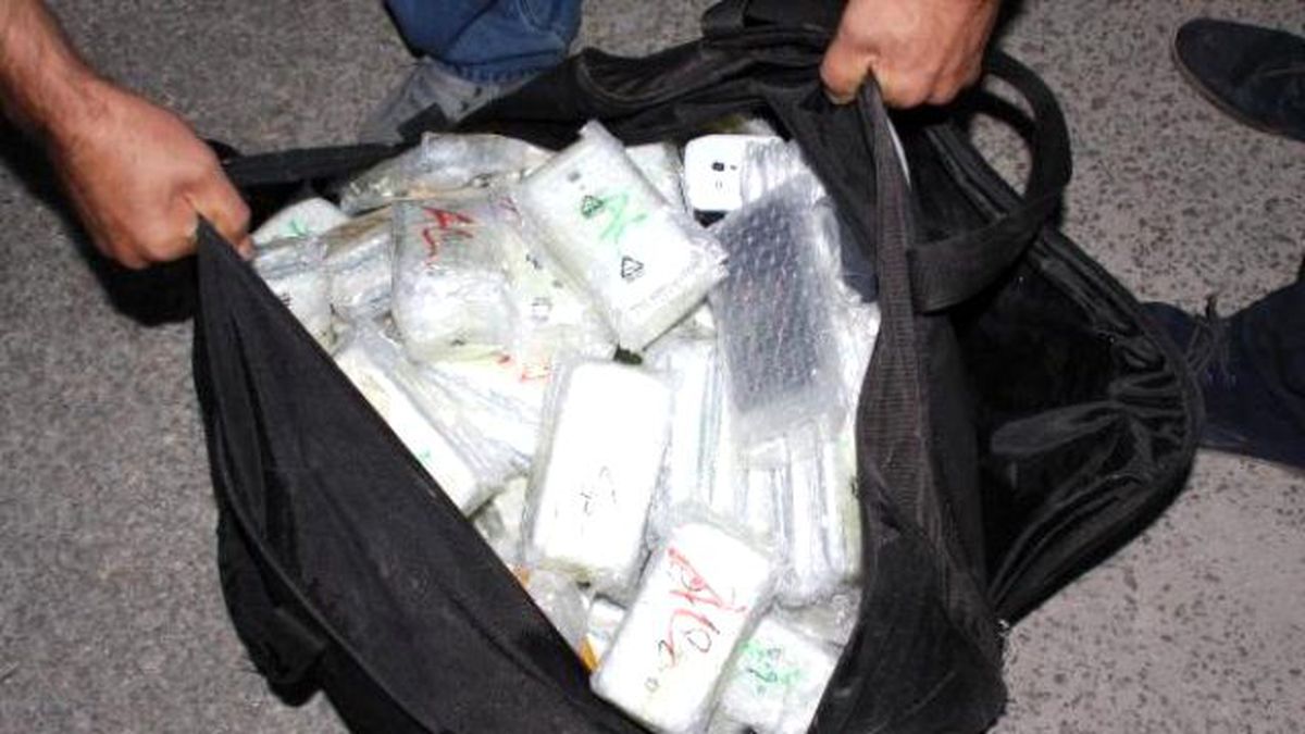 Gaziantep\'te 1800 Kaçak Akıllı Telefon Ele Geçirildi