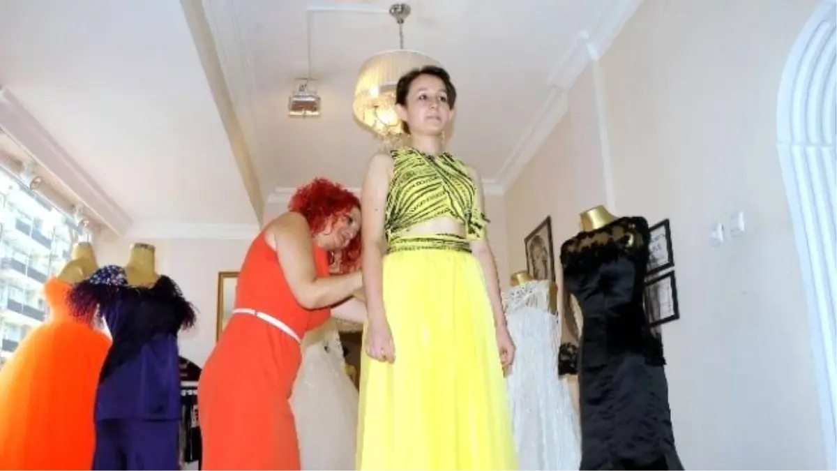 Hazır Giyimin Yerini Özel Tasarım Kıyafetler Alıyor