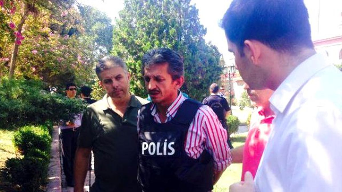İznik\'te İş Hanında Ceset Bulundu (2)