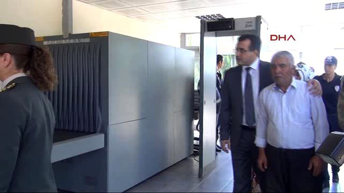 Kahramanmaraş Şehit Ökkeş Korkmaz Kahramanmaraş'ta Toprağa Verildi