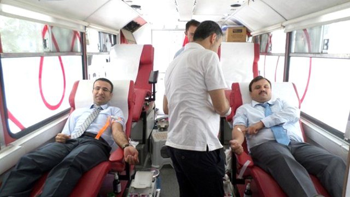 Kaymakam Akpay\'dan Kan Bağışına Destek