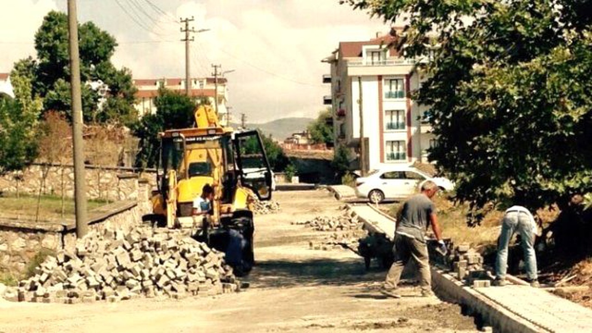 Körfez Kaldırımları Yeni Yüzüne Kavuşuyor