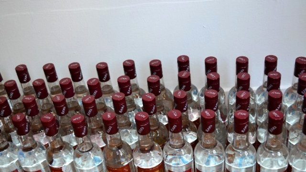Kulu\'da 50 Şişe Kaçak Rakı Ele Geçirildi